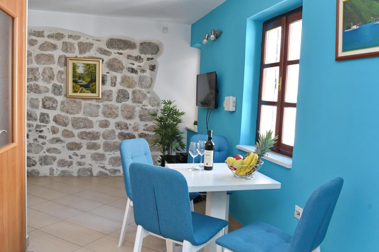 Church Bells Apartment Kotor Exterior photo